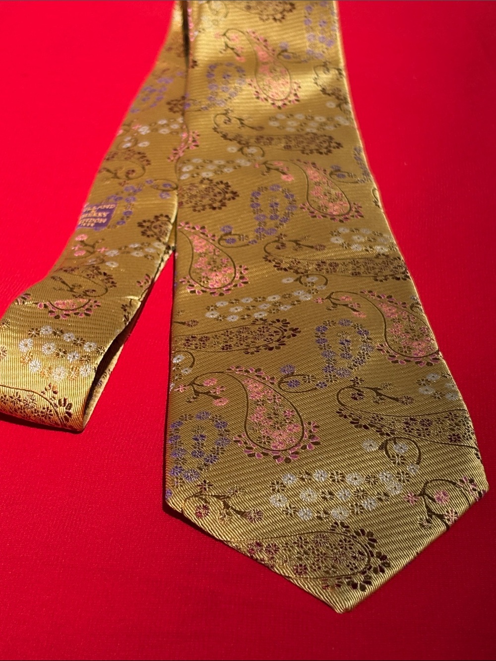 Holland & Sherry London silk paisley tie!!
